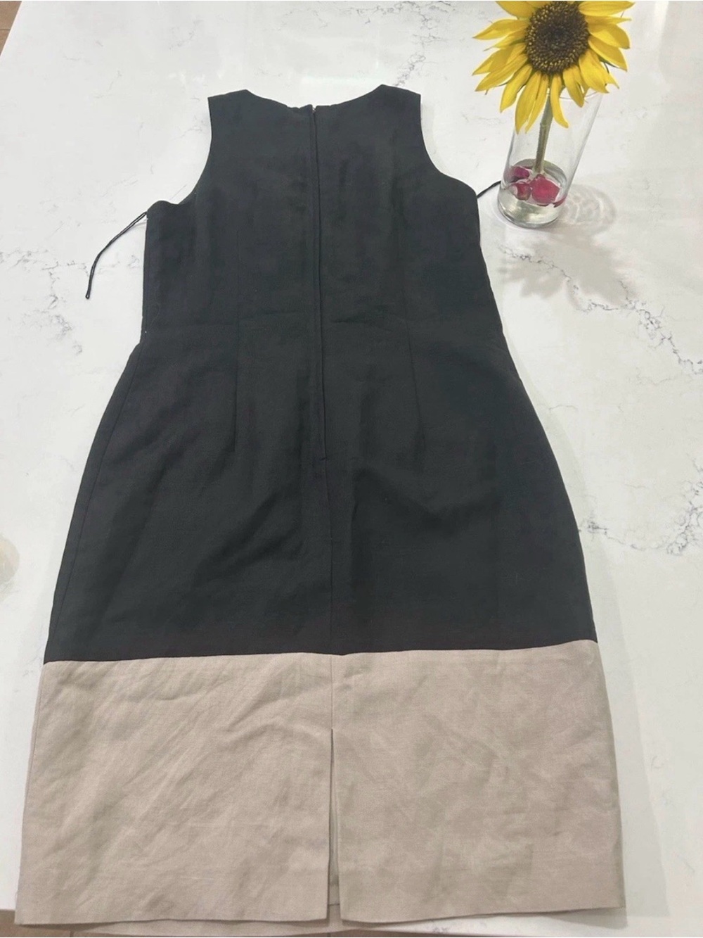 Maggy London Floral Embroidered Colorblock Sheath Dress Size 14 - Picture 7 of 10